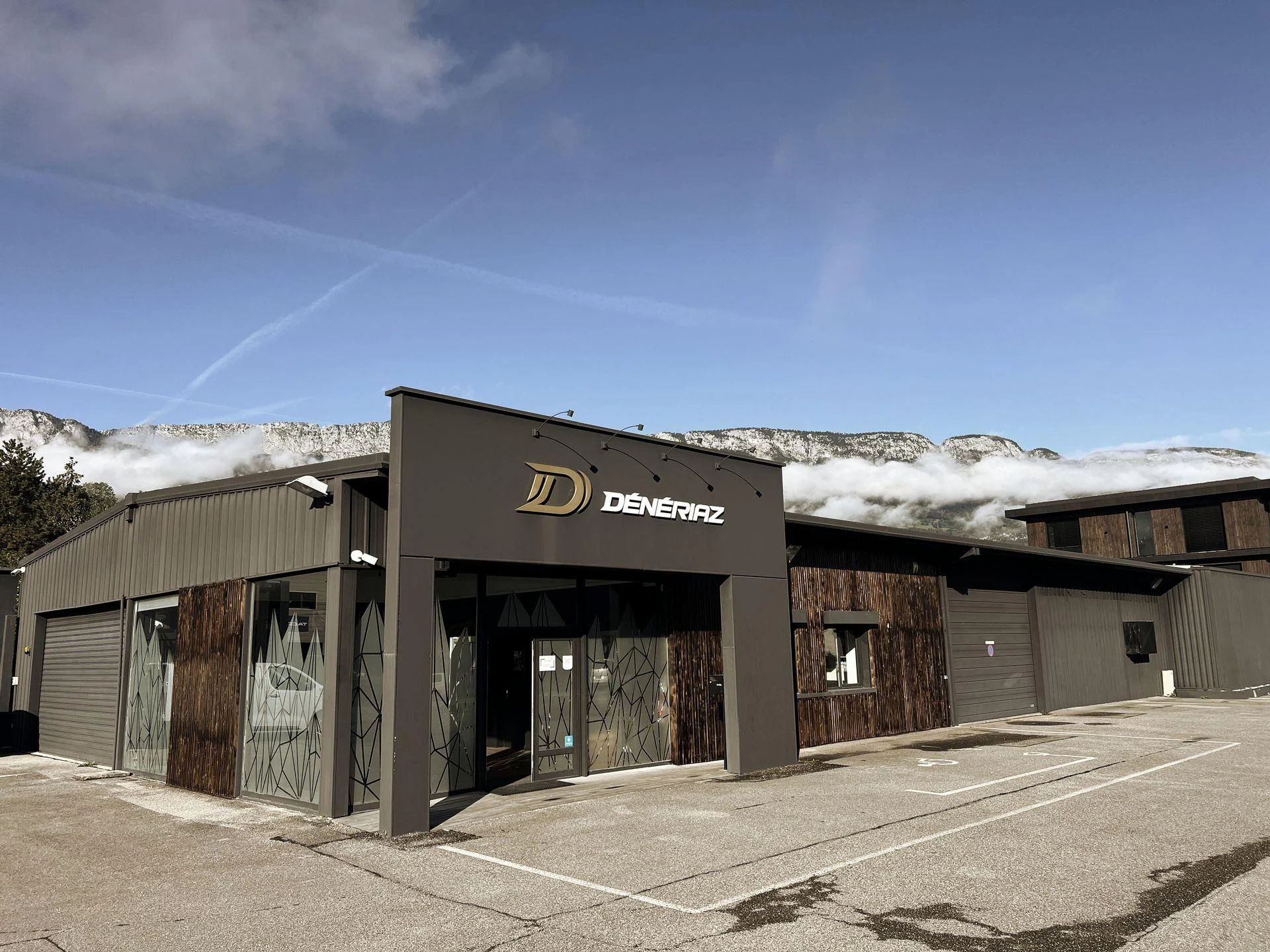 The Dénériaz manufacture