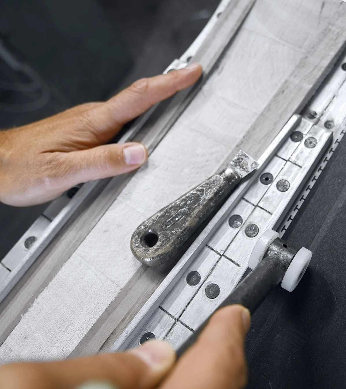 Precision measurement of a Dénériaz ski component